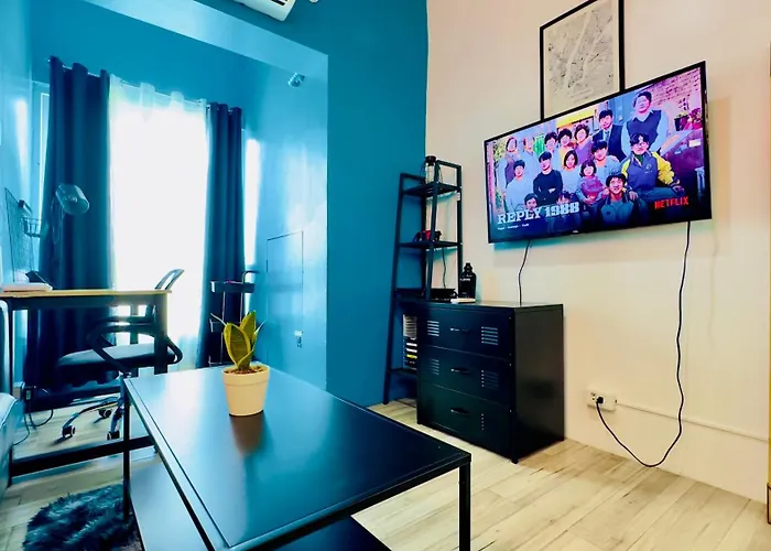 Mancave Tomas Morato Ps4 Netflix Apartahotel Manila